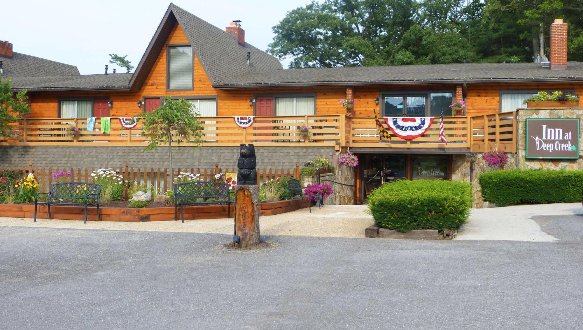 Inn At Deep Creek Oakland Exterior photo